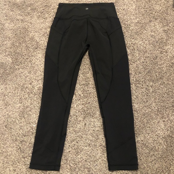 Black Lululemon 7/8 length Leggings - Picture 2 of 2